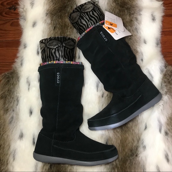 CROCS Shoes - ❤️final sale❤️ CROCS adela suede Boots